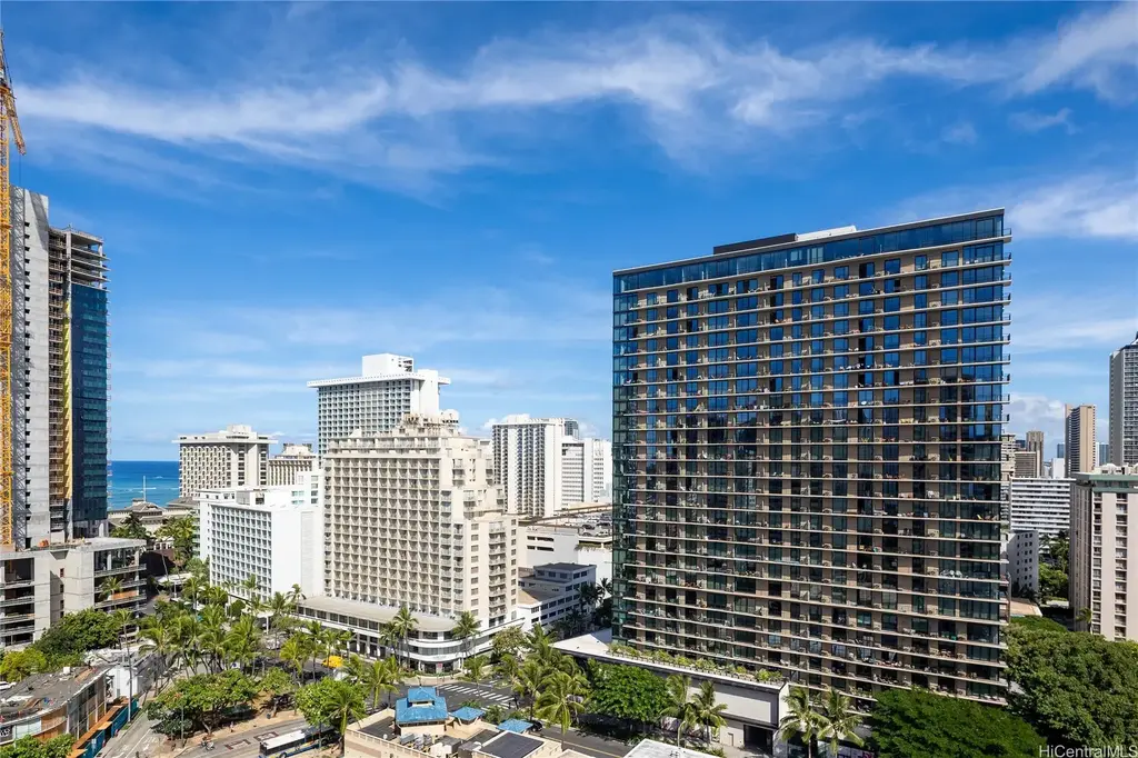 2410 Cleghorn Street # 2101, Honolulu