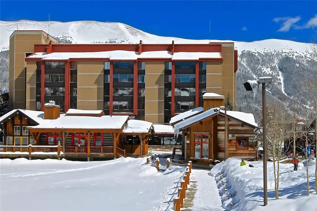 189 Ten Mile Circle 254, Copper Mountain