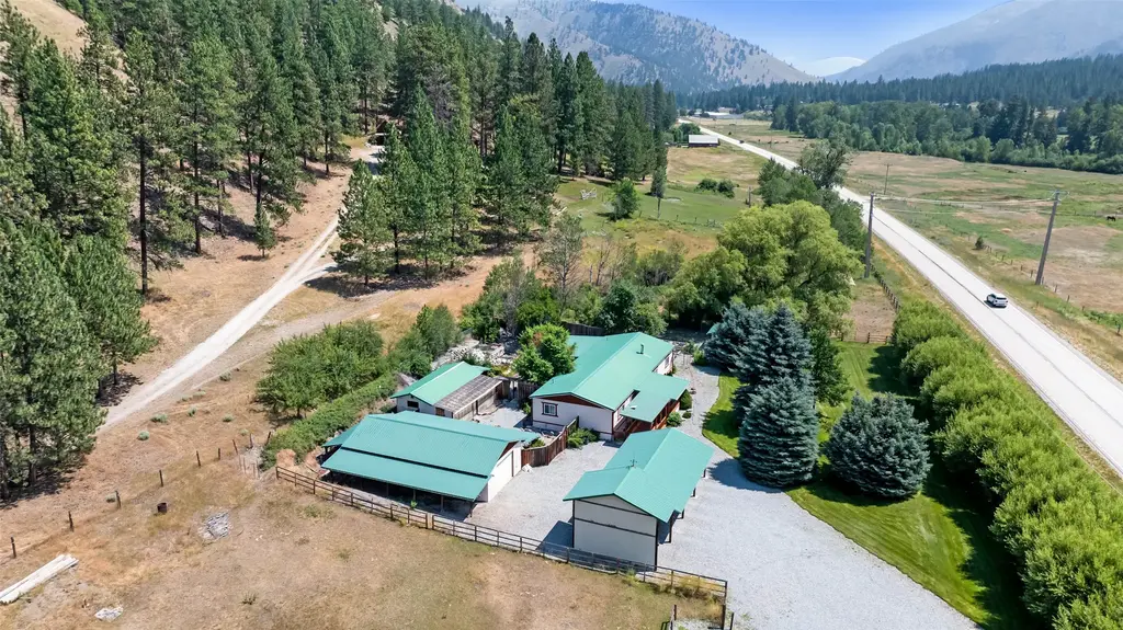 17000 Highway 12 W, Lolo