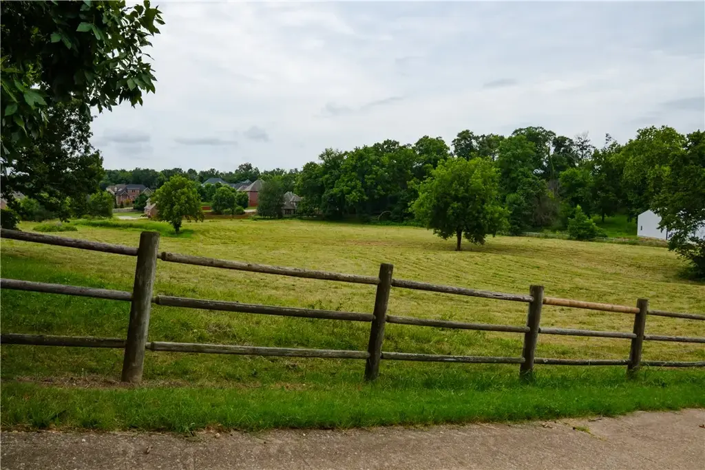 Tbd Ozark Acres Drive, Bentonville