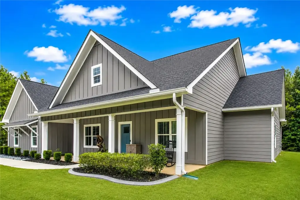 2852 Lee Rd 183, Opelika