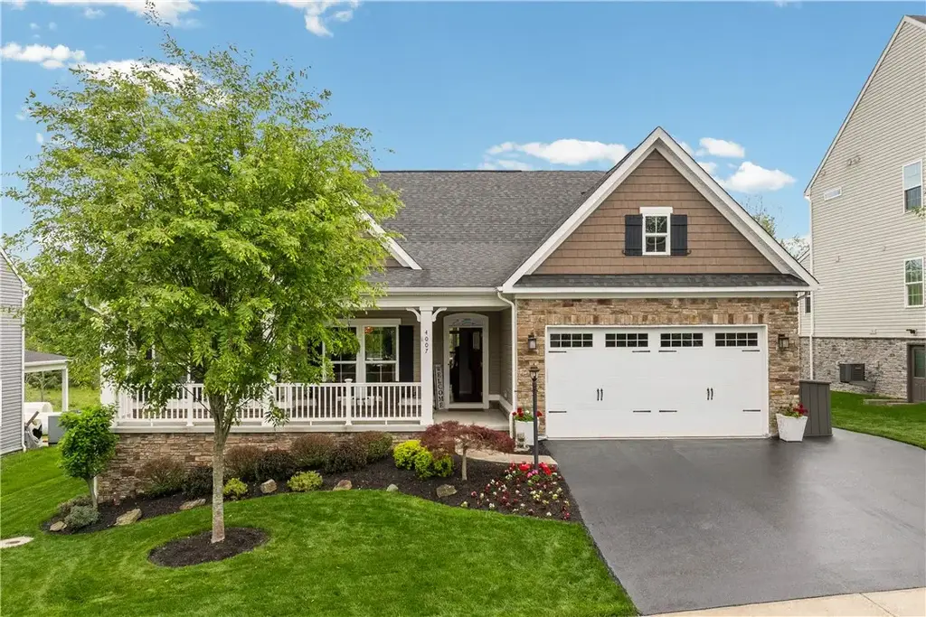 4007 Weatherburn Drive, Middlesex