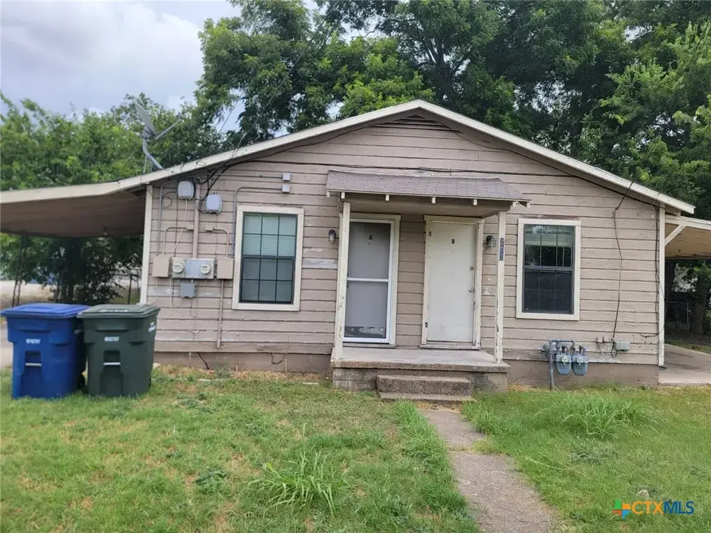 203 Veterans Avenue A & B, Copperas Cove