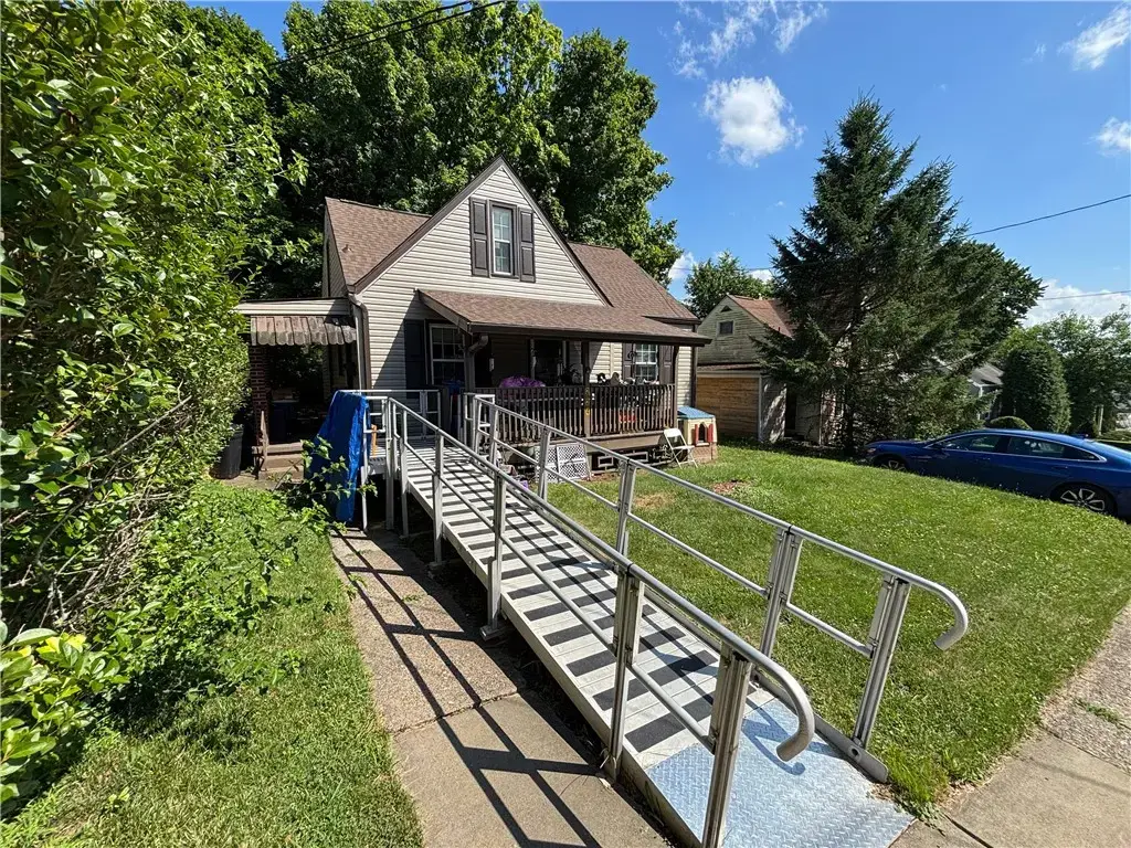224 Seneca Drive , Arnold