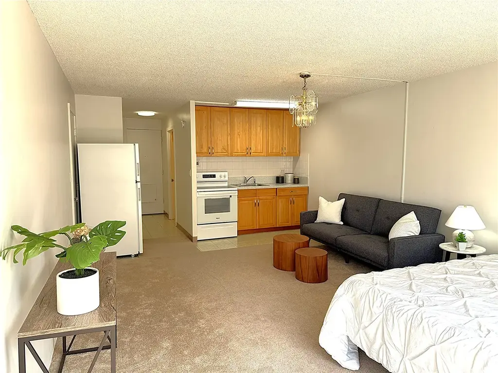 747 Amana Street # 1014, Honolulu