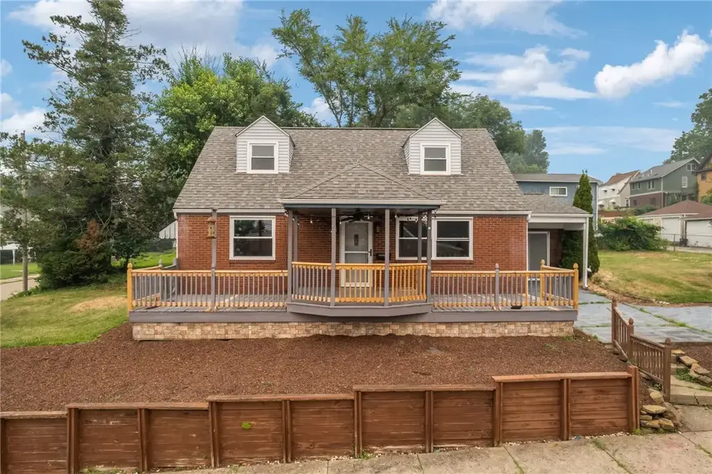 300 Pershing Drive , New Kensington