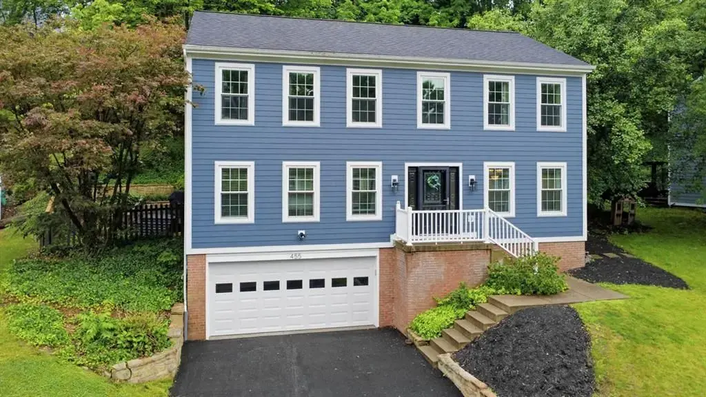 455 Monmouth Drive, Cranberry