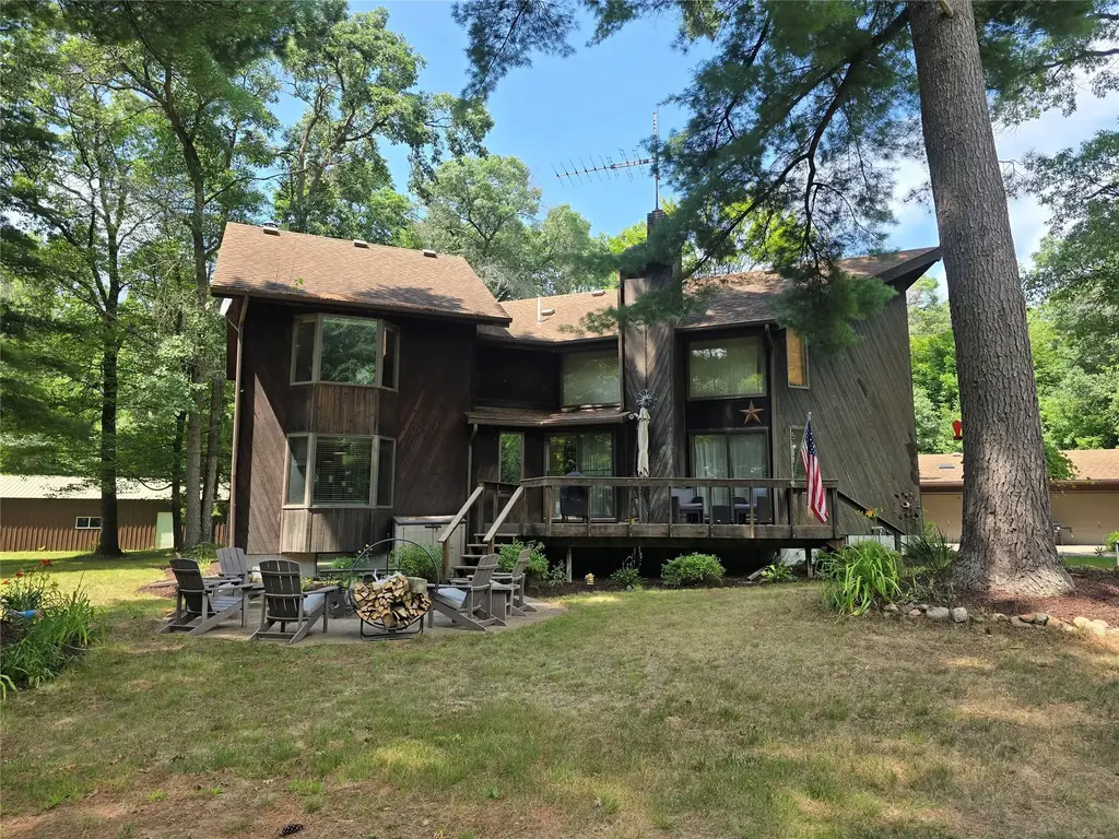 660 27 3/4 Street, Chetek
