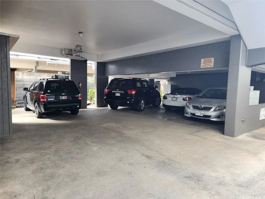 1803 Democrat Street # A, Honolulu