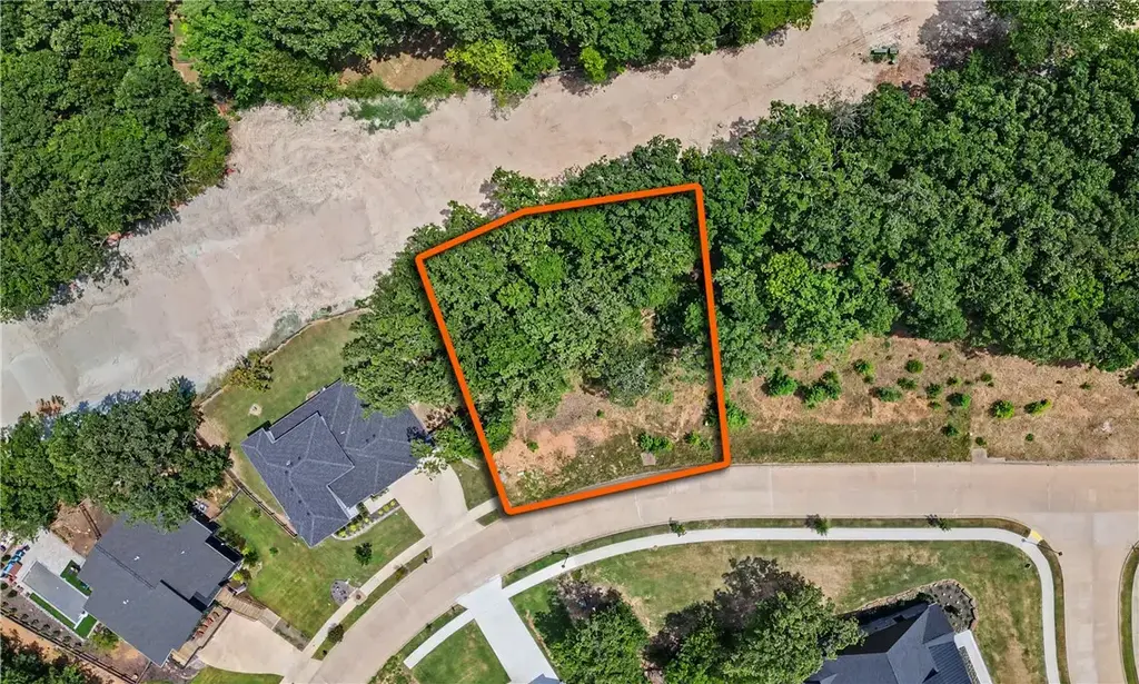 2336 Windswept Lane, Fayetteville