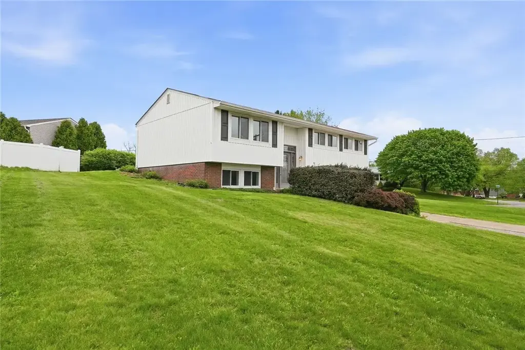 235 Princeton Drive, Center
