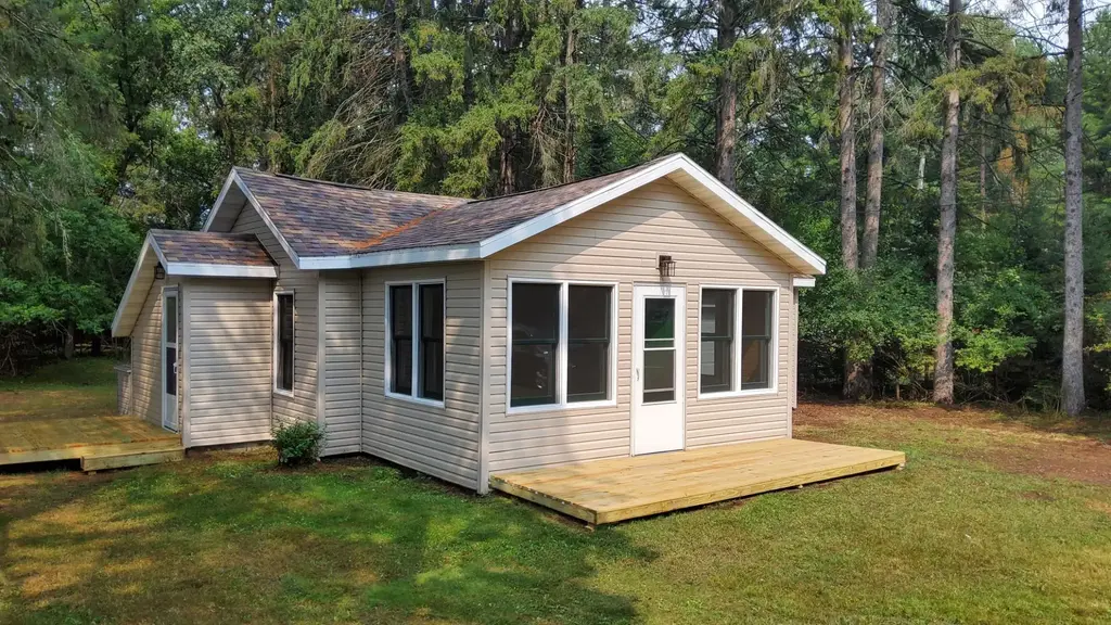 121 Swenson Rd, Woodruff