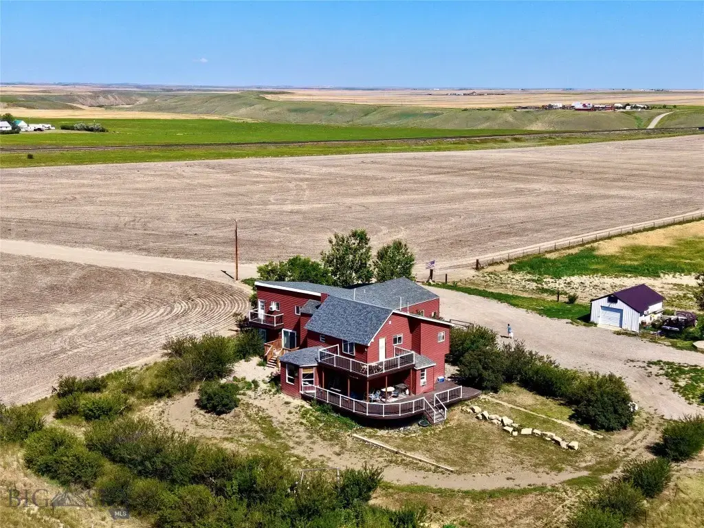 841 22nd Road Ne, Dutton