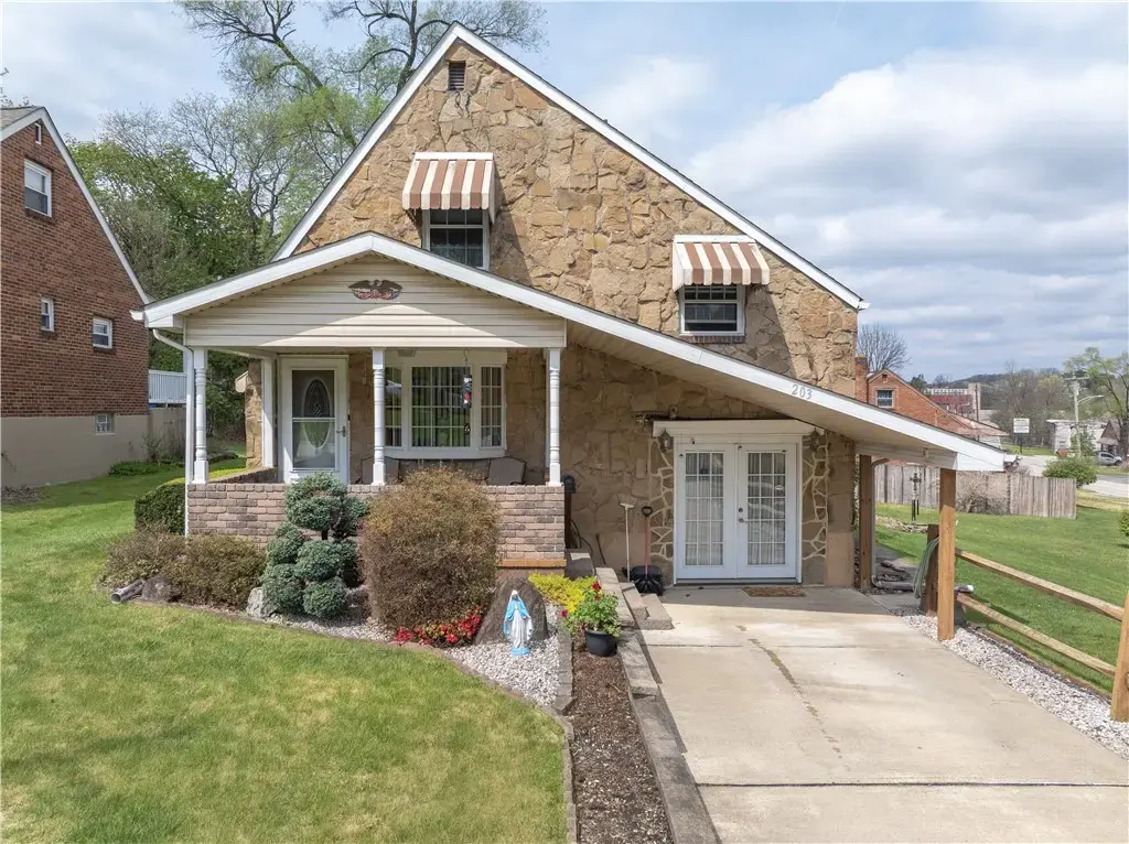 203 George Street , Jeannette