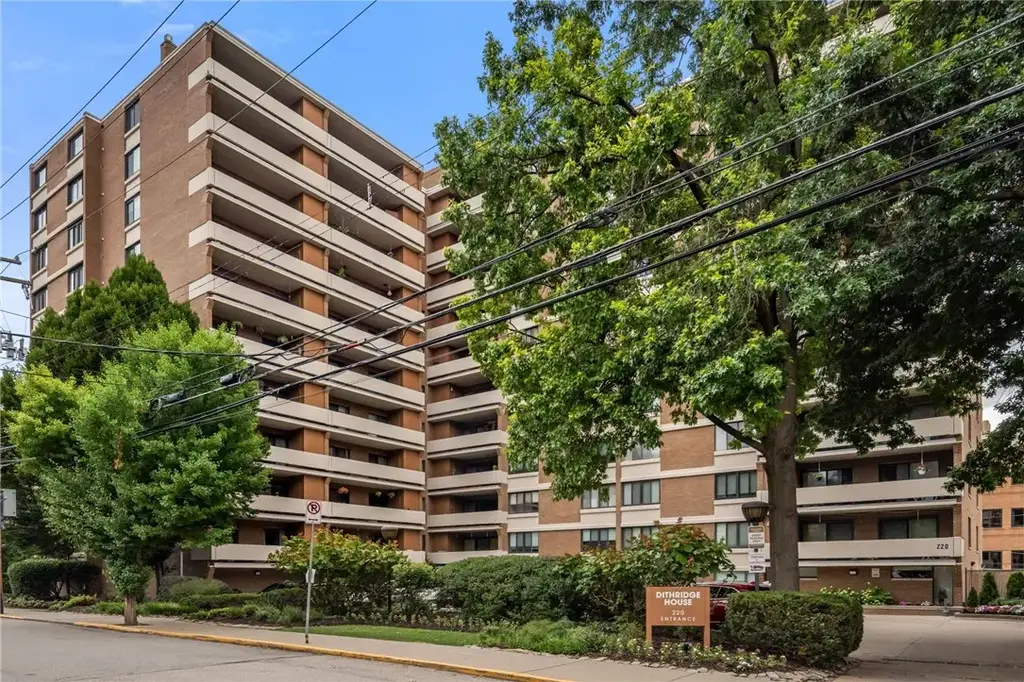 220 Dithridge Street 504, Oakland