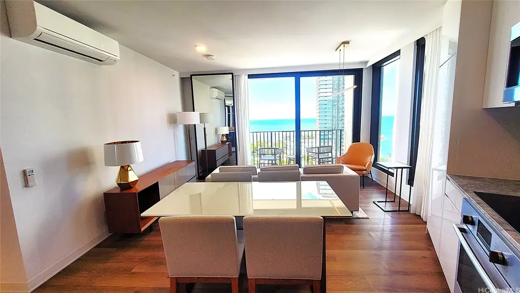 987 Queen Street # 2100, Honolulu