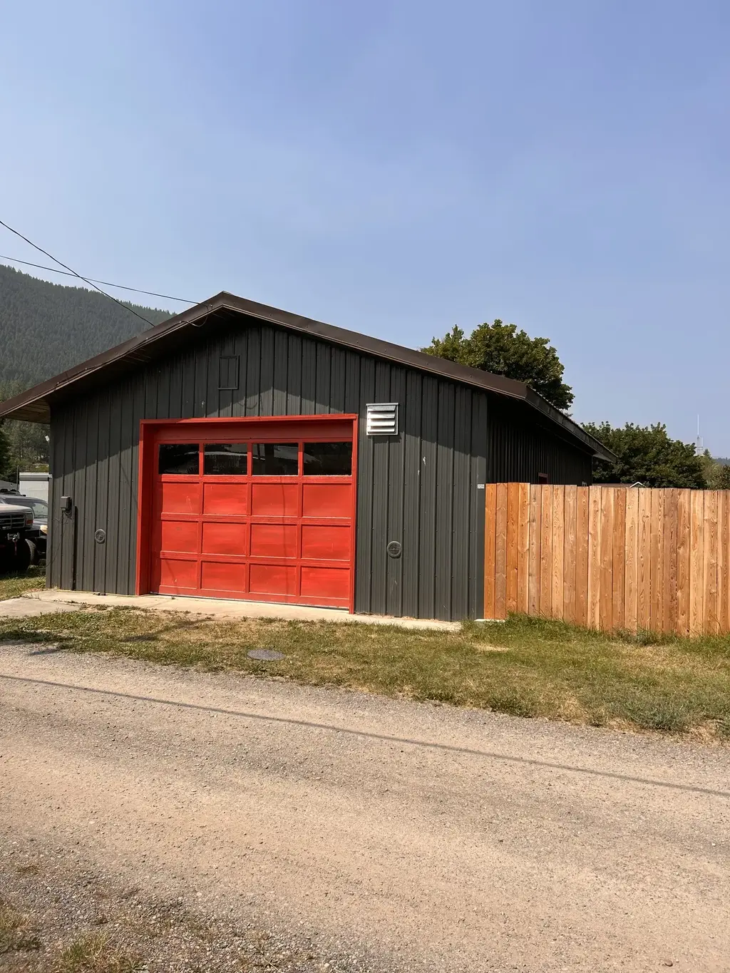 308 Pine Street, Superior