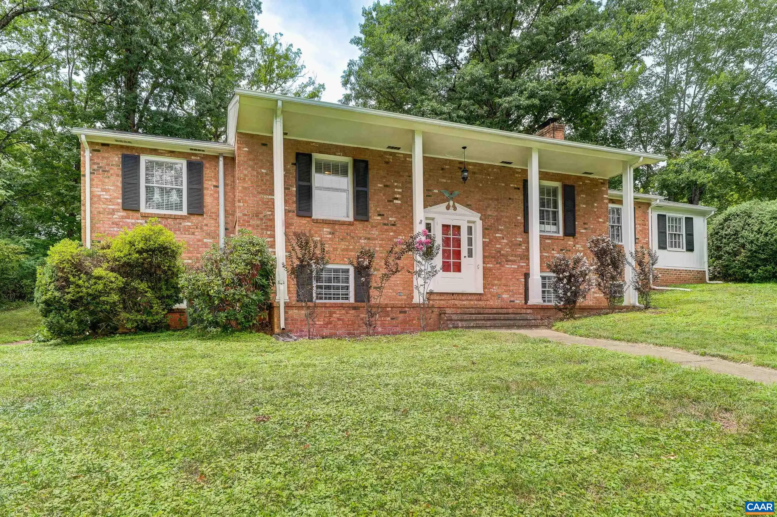 403 Carrsbrook Dr, Charlottesville