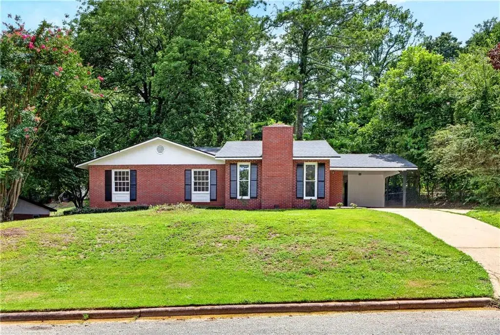3017 3rd Avenue, Phenix City