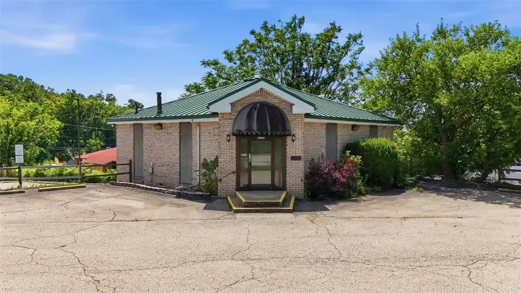 2715 Mosside Boulevard , Monroeville