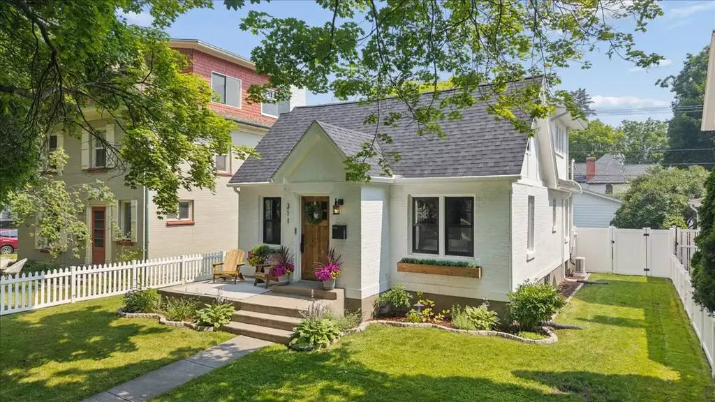 311 5th Avenue E, Kalispell