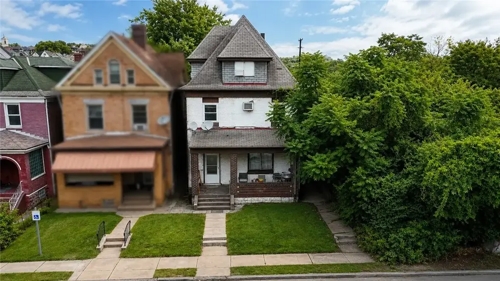 615 Sunnyside Avenue , East McKeesport