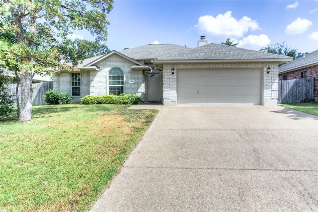 1508 Bluefield Court, College Station
