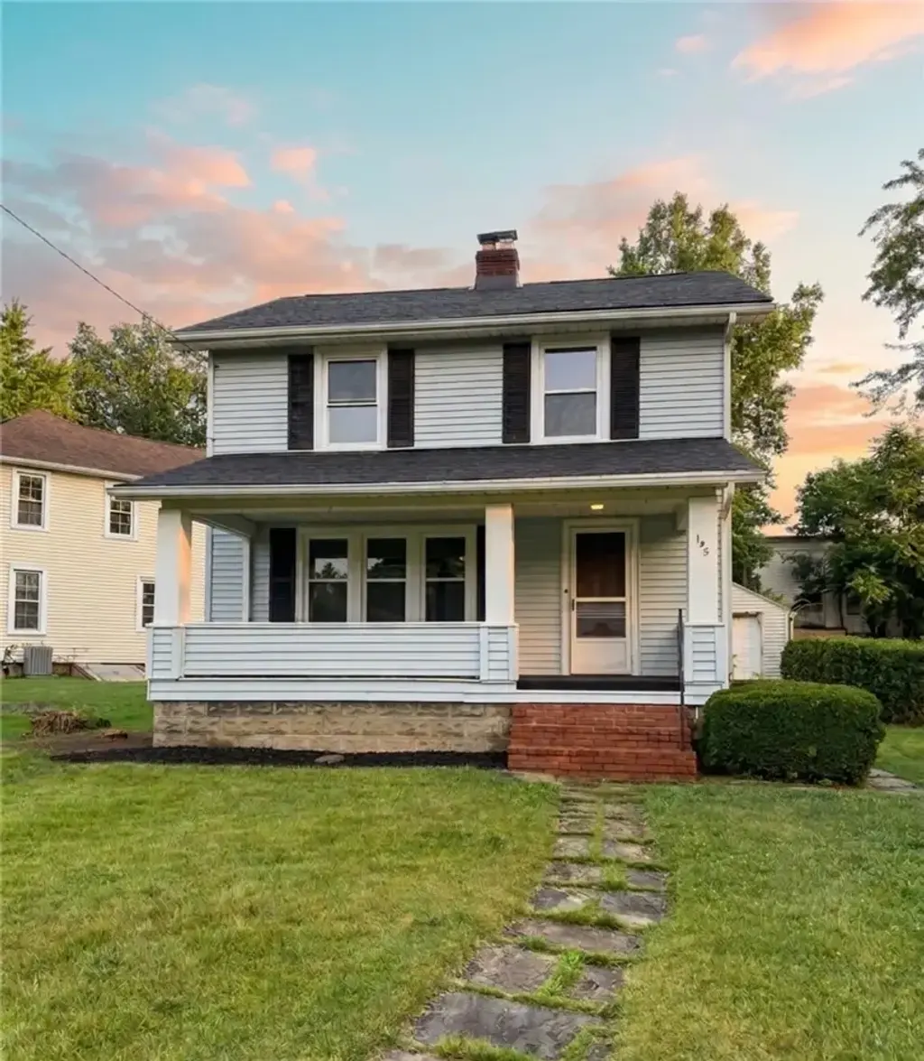 195 Strawbridge Avenue , Sharon