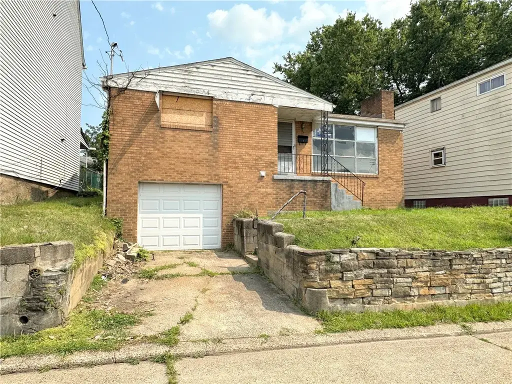 567 Peter Street , Verona