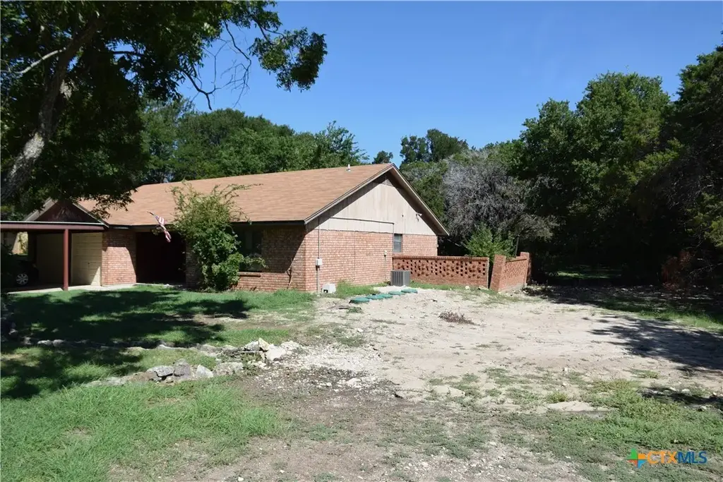 180 County Road 4875, Copperas Cove