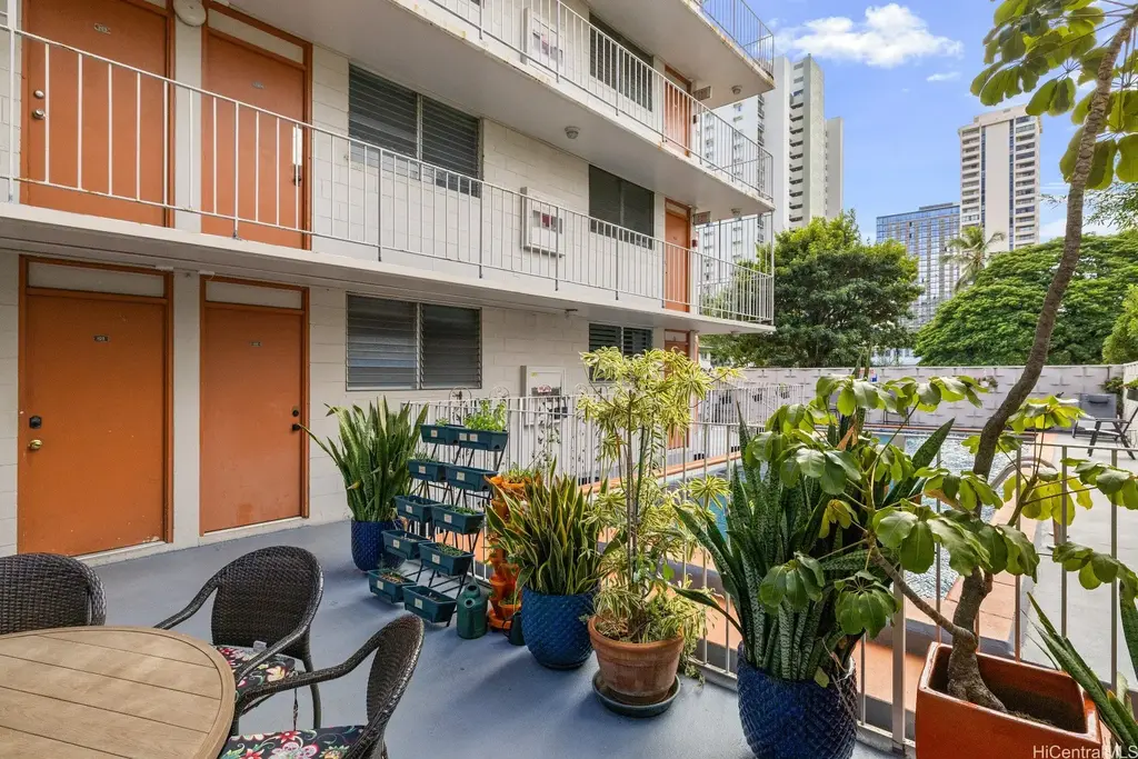 236 Liliuokalani Avenue # 102, Honolulu