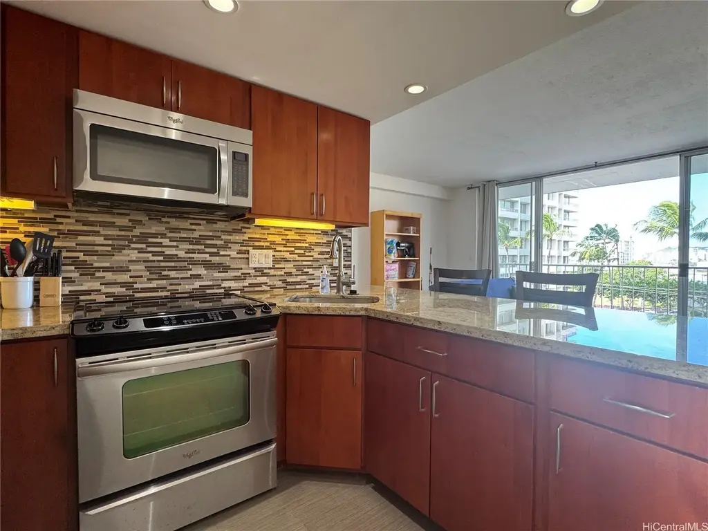 (unit #608) 1941 Church Lane, Honolulu