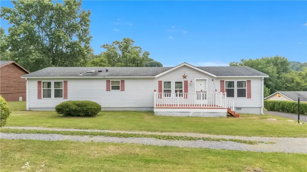 1420 Route 989, Rochester