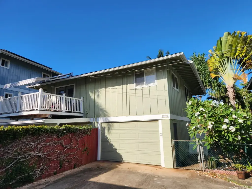 68-077 Akule Street # B, Waialua