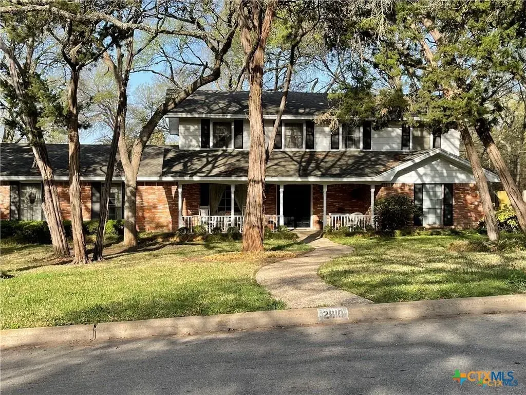 2610 Quail Trail, Temple