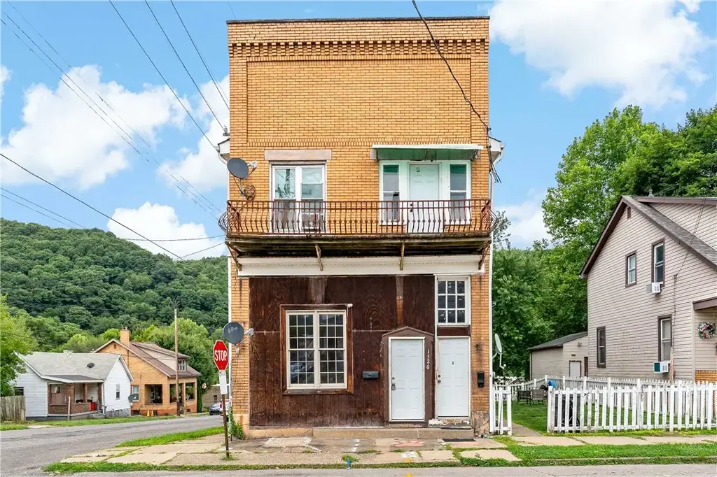 1526 2nd Avenue , Beaver Falls