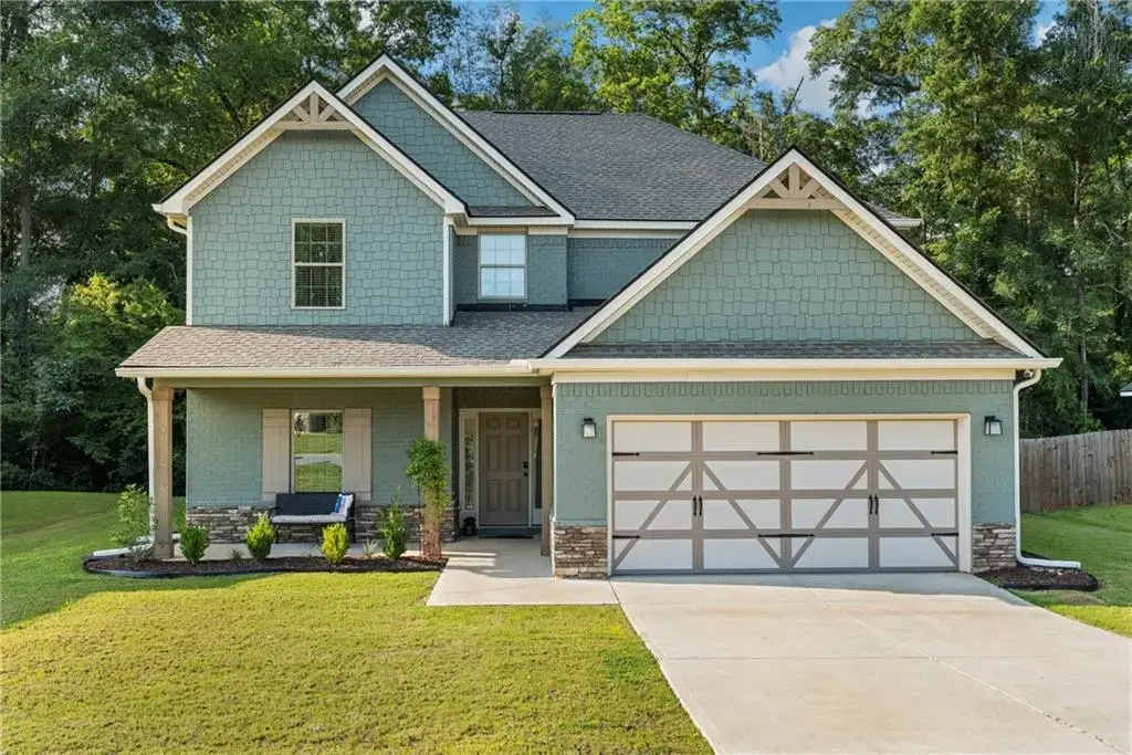 235 Meadowlark Drive, Smiths Station