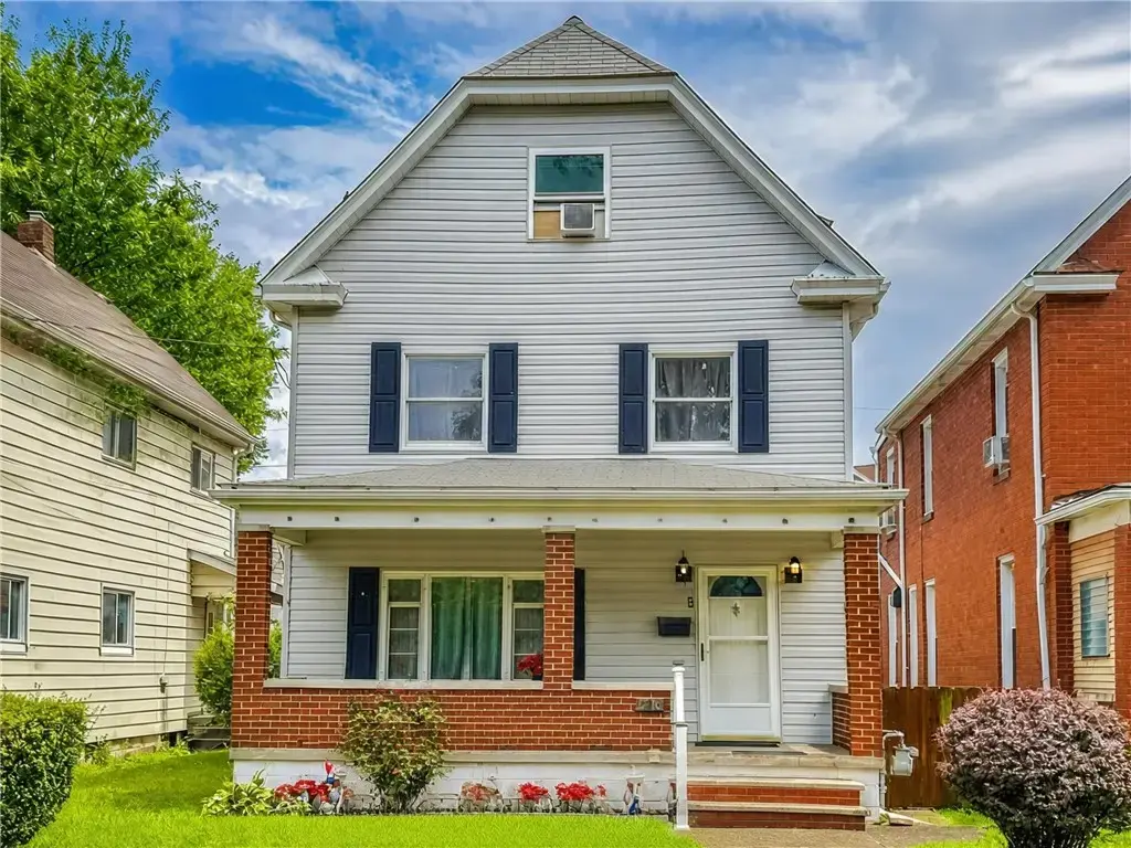 1716 Constitution Boulevard , Arnold