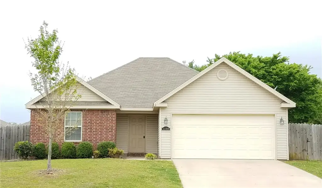1260 Cordova Street, Springdale