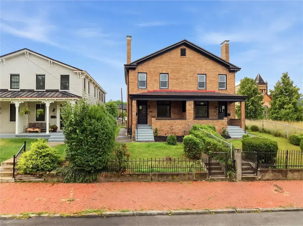 1423 Columbus Avenue , Manchester