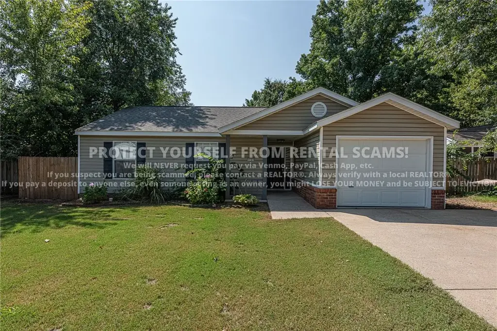 3161 W Oakfield Street, Fayetteville
