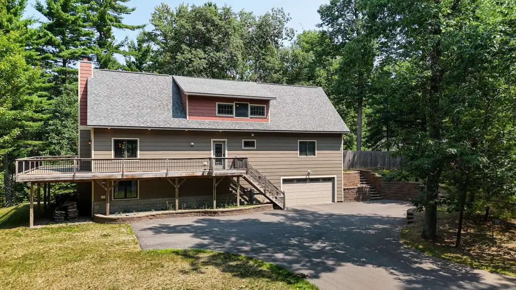 9371 Brinkland Ct, Minocqua