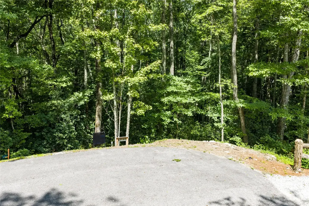 15 Lone Panther Ridge, Cashiers