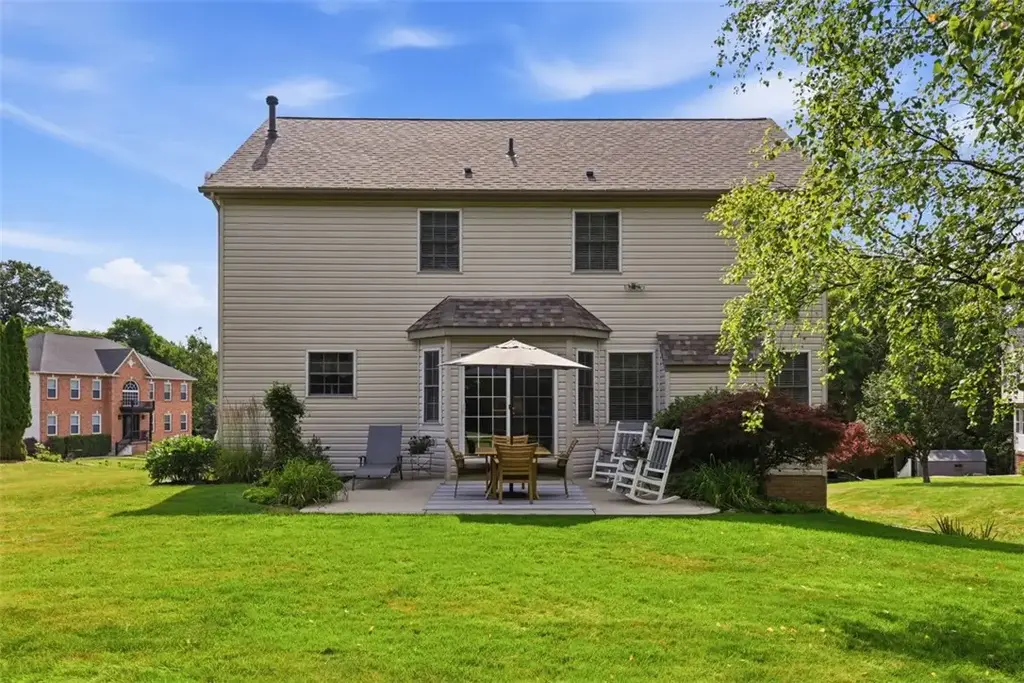 115 Shady Hollow Drive , Economy