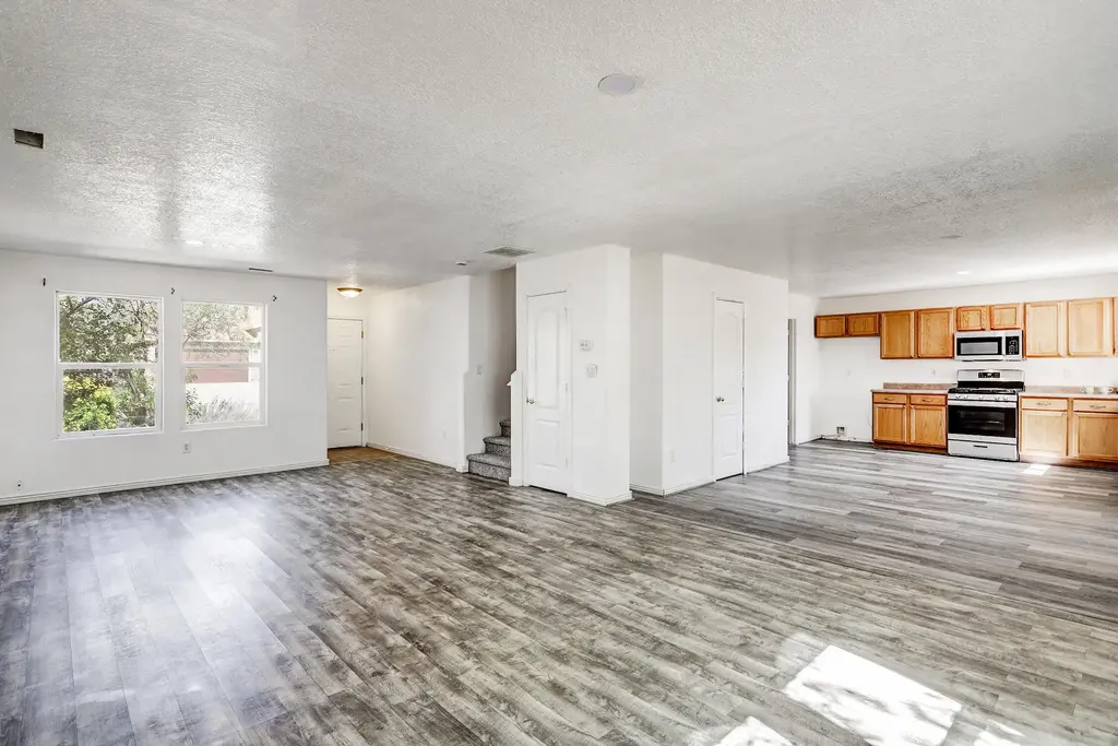 2108 Hermosa Creek Drive Sw, Albuquerque