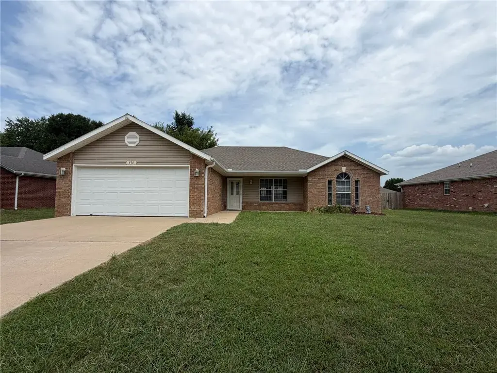 550 Walker Street, Centerton