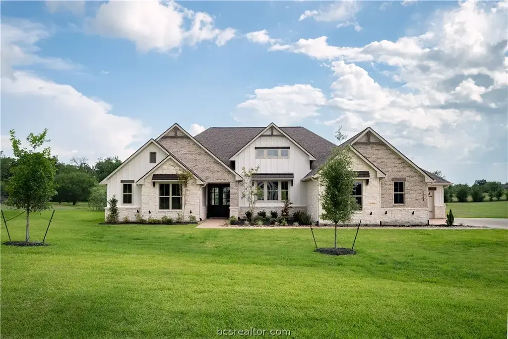 5664 Mill Water Court, Bryan
