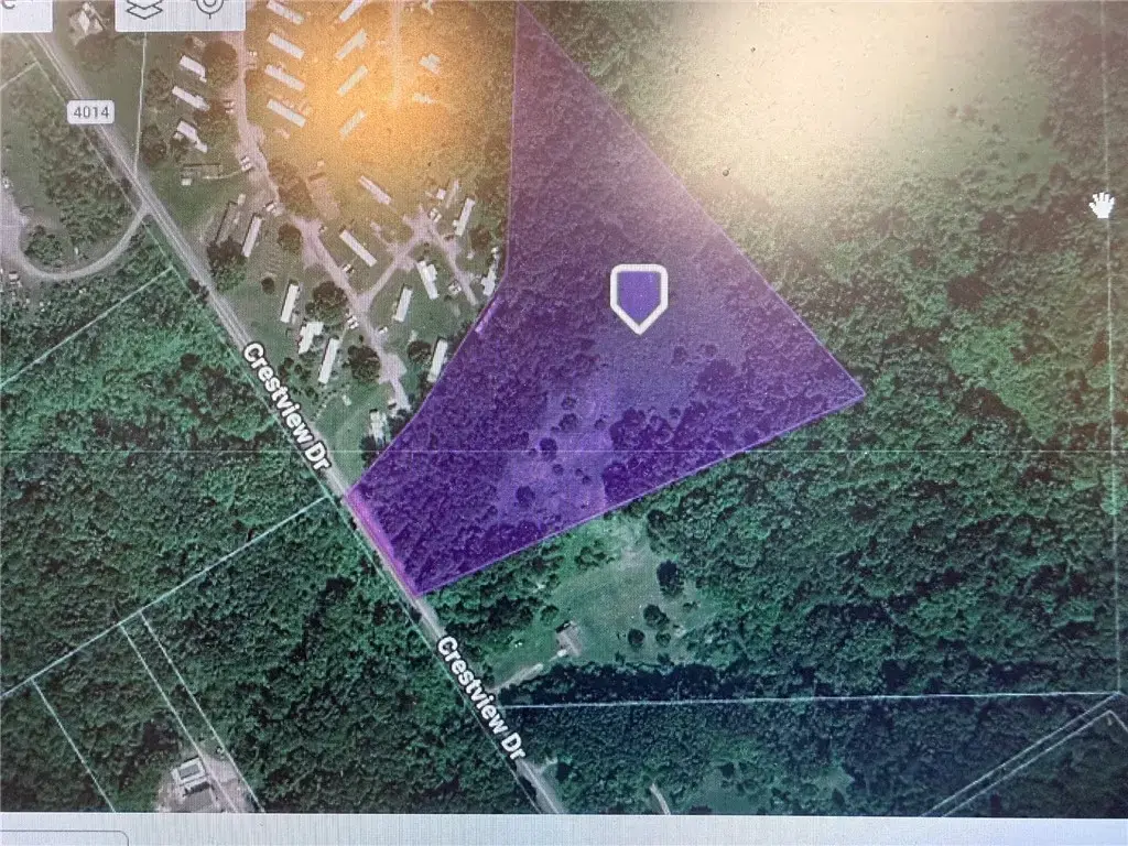 682 Crestview Drive , Pymatuning