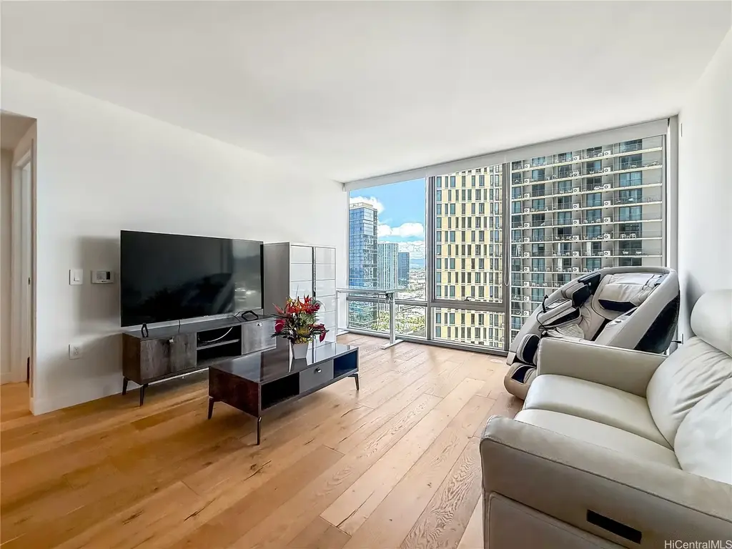 1001 Queen Street # 2505, Honolulu