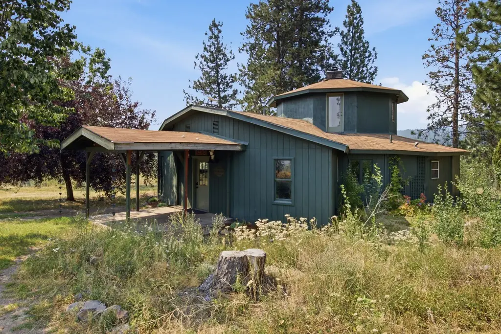 22194 Spike Lane, Frenchtown